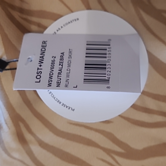 Tiger stripe skirt - Picture 3 of 7